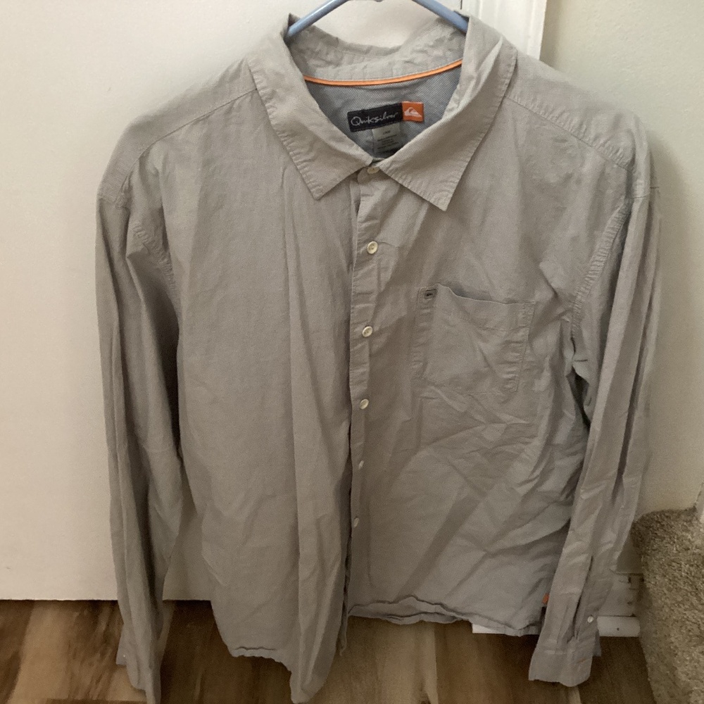 Long sleeve button up shirt